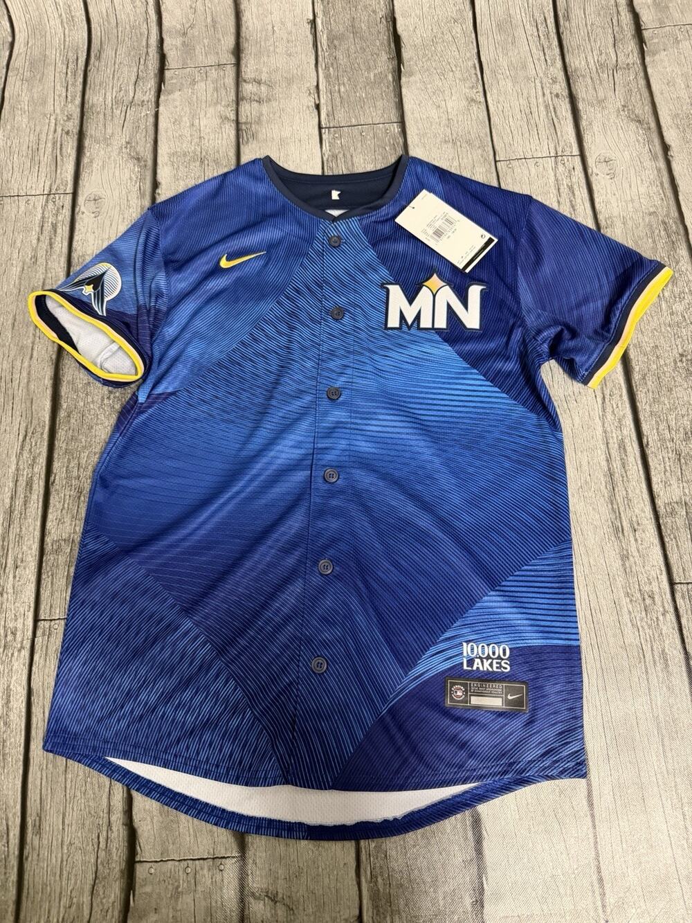 NWT Boys Nike Correa Minnesota Twins City Connect Jersey Blue Large 14/16